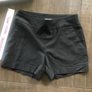 7th Avenue design shorts- black (M)